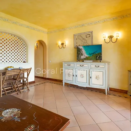 Waterfront Su Spiaggia Privata- Porto Cervo - By Coral Property