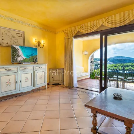 Waterfront Su Spiaggia Privata- Porto Cervo - By Coral Property *